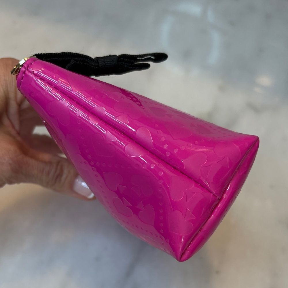 Kate Spade Fuchsia embossed logo Motif Travel Cosmetic Case Pouch Clutch - Picture 7 of 15